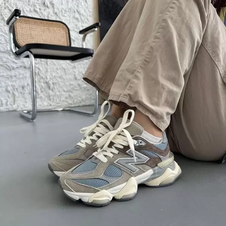 New Balance 9060 Sea Salt Blue