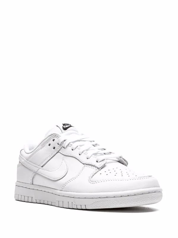Nike Dunk Low Triple White