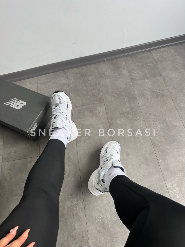 New Balance 530 Silver White
