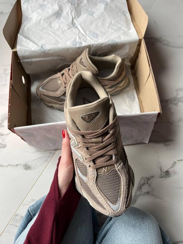 New Balance 9060 Mushroom