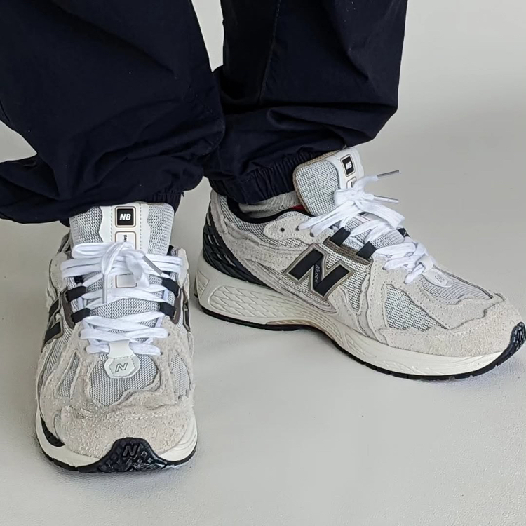 New Balance 1906D Protection Pack Reflection