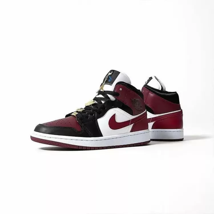 Nike Air Jordan 1 Mid SE Black Dark Beetroot