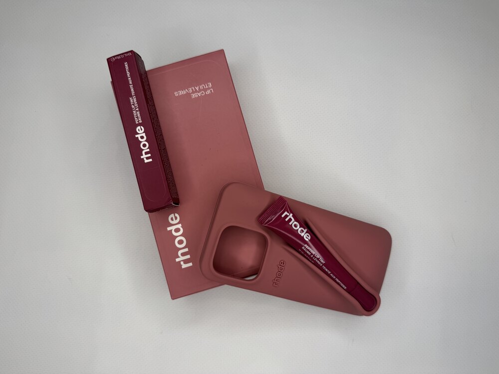 Rhode Lip Case Salt Tan + Lip Tint Raspberry Jelly İkili Set