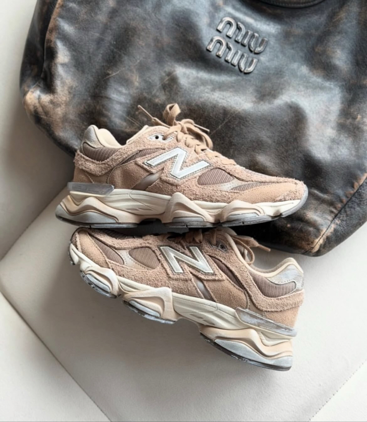 NEW BALANCE 9060 