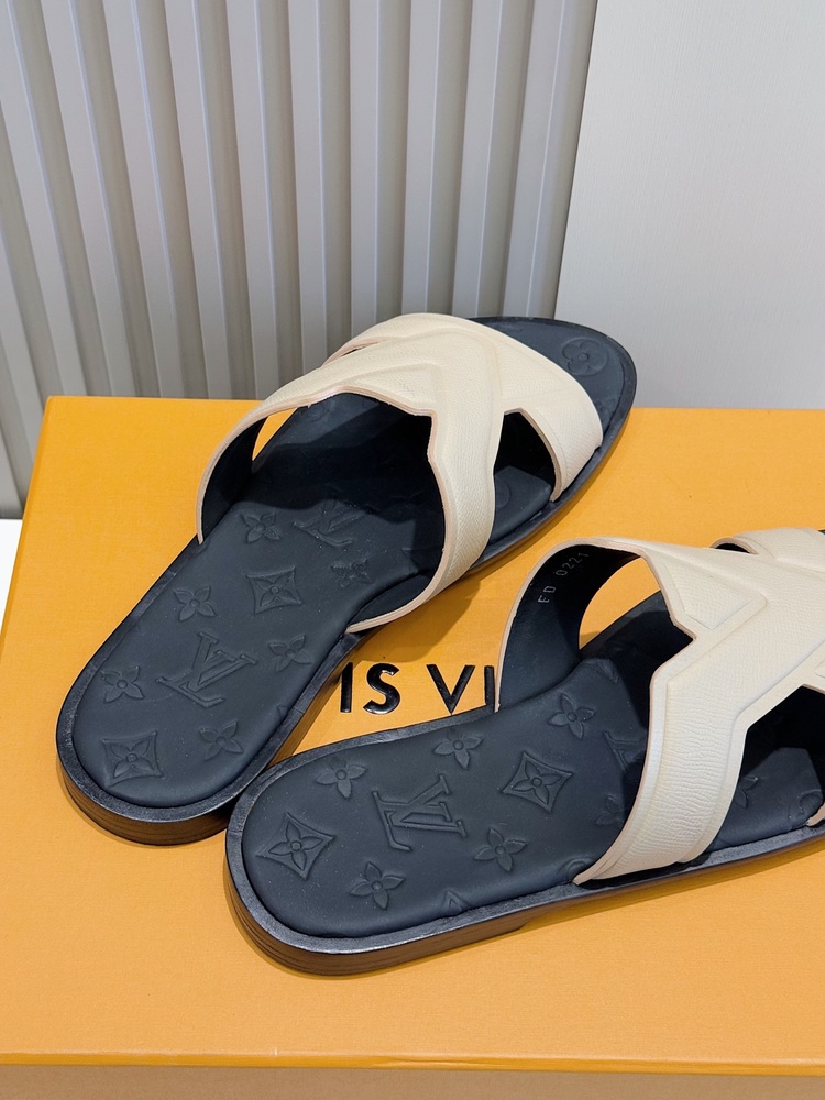 LV Oasis Mule 38-46