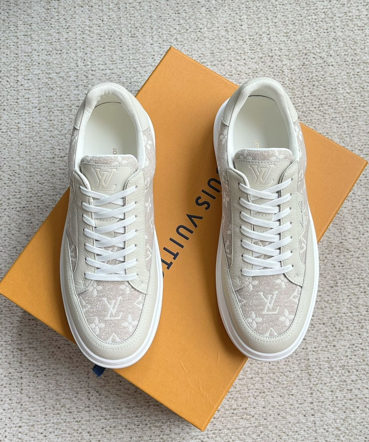 Louis Vuitton 35/44