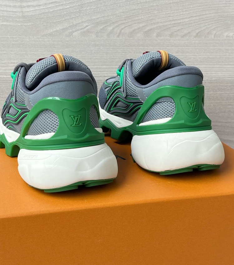 Louis Vuitton Summit Sneaker 38/45