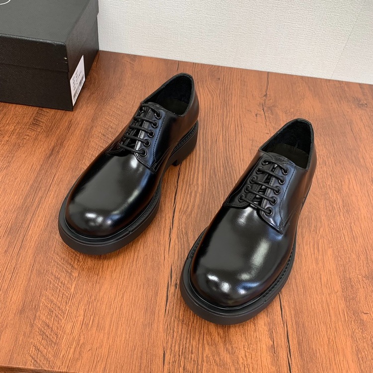 Prada 38/44
