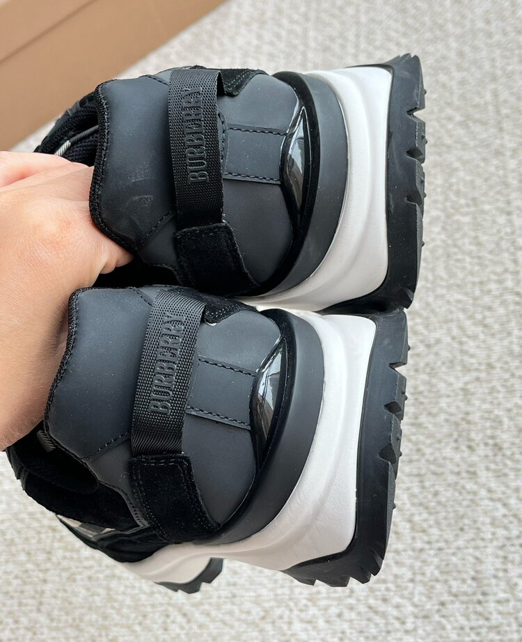 Burberry 39-44