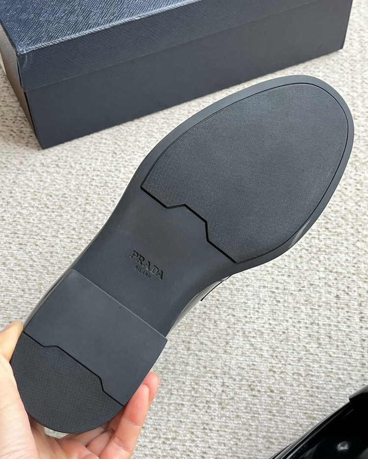 Prada 39/45