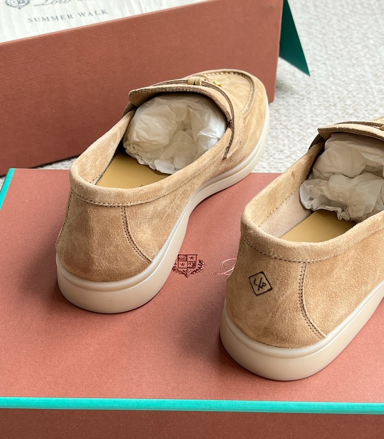 Loro Piana 35/44