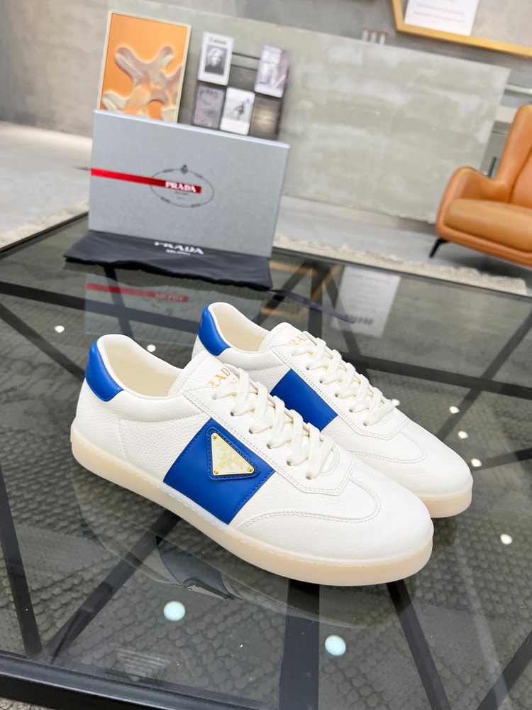 Prada 39/44