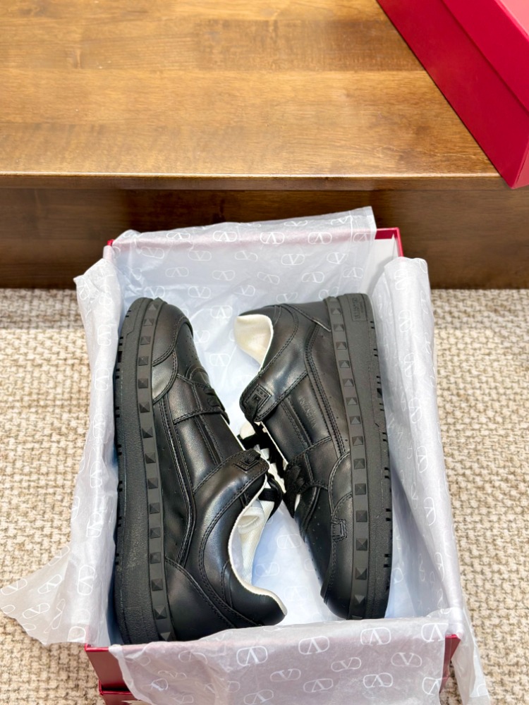 Valentino Garavani Freedots Sneakers 35-45