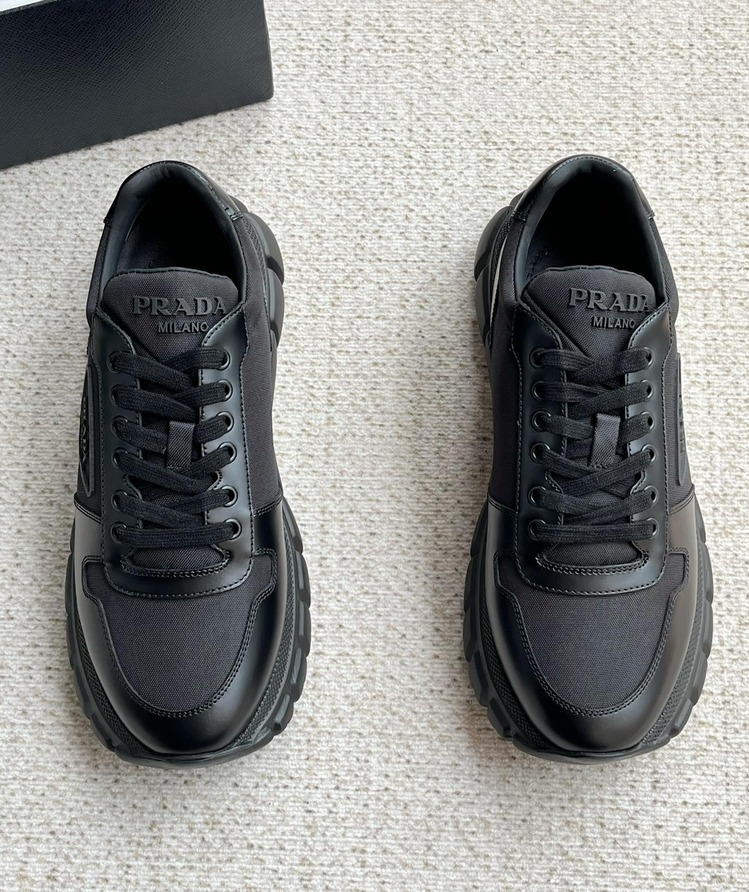 Prada 39/44