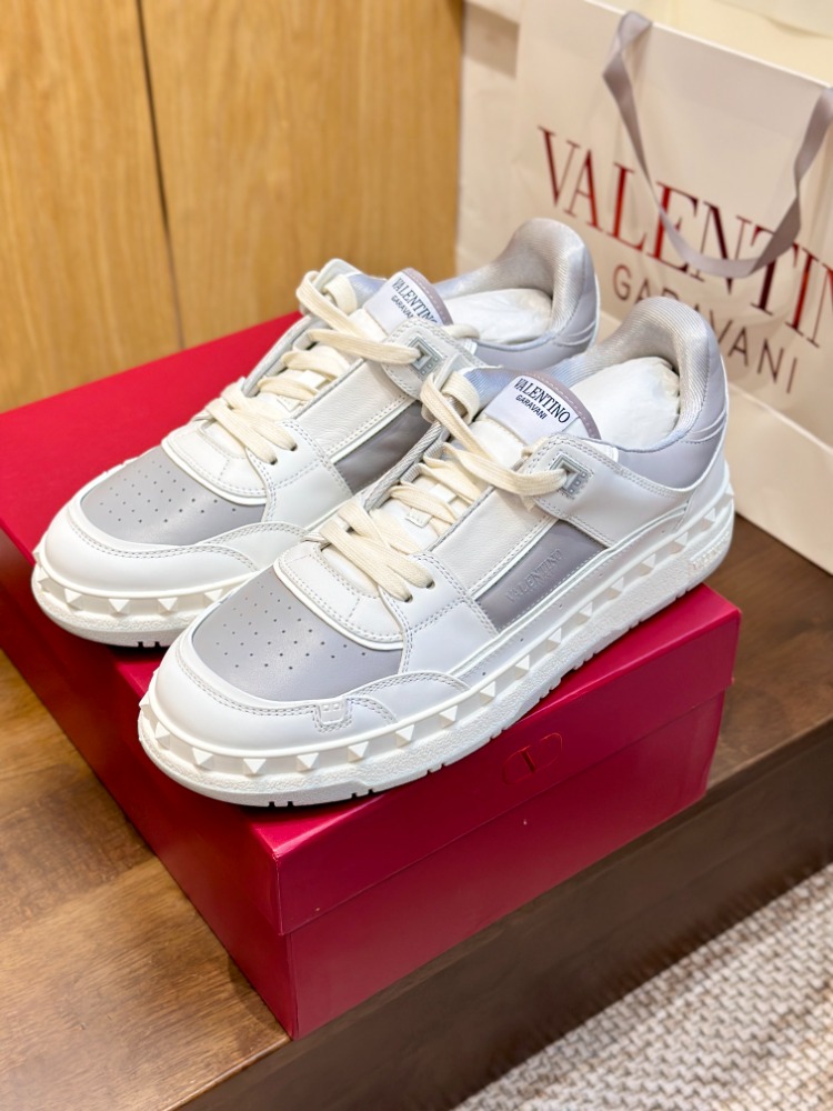 Valentino Garavani Freedots Sneakers 35-45