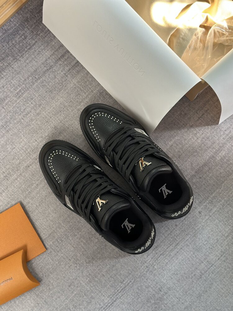 Louis Vuitton 39/45