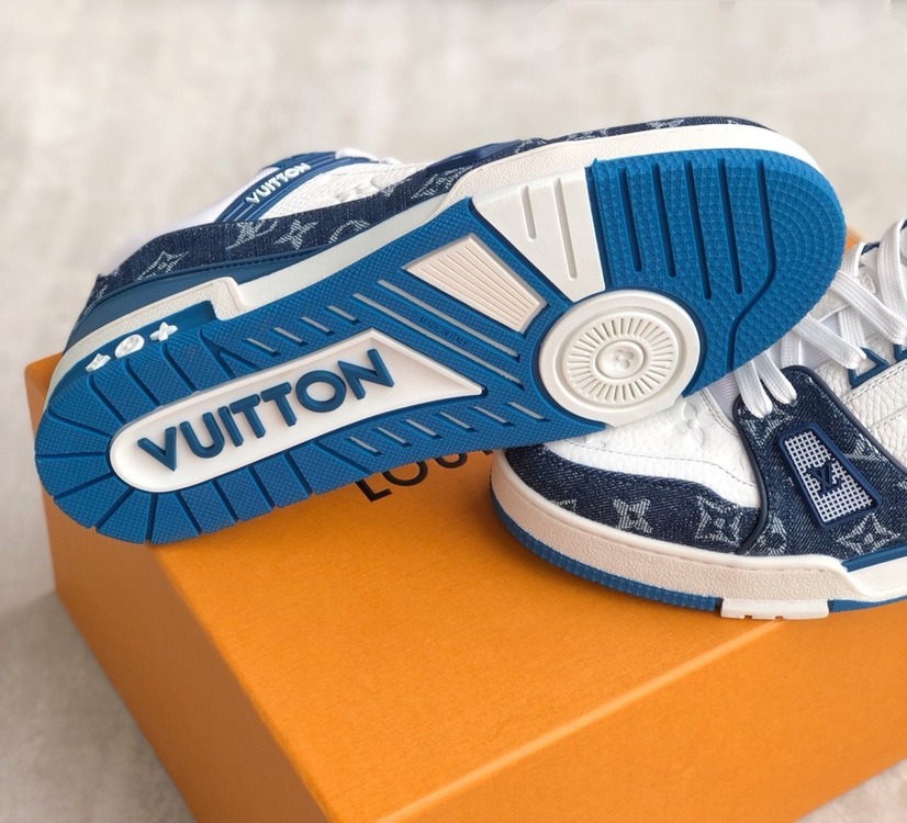 Louis Vuitton 35/44