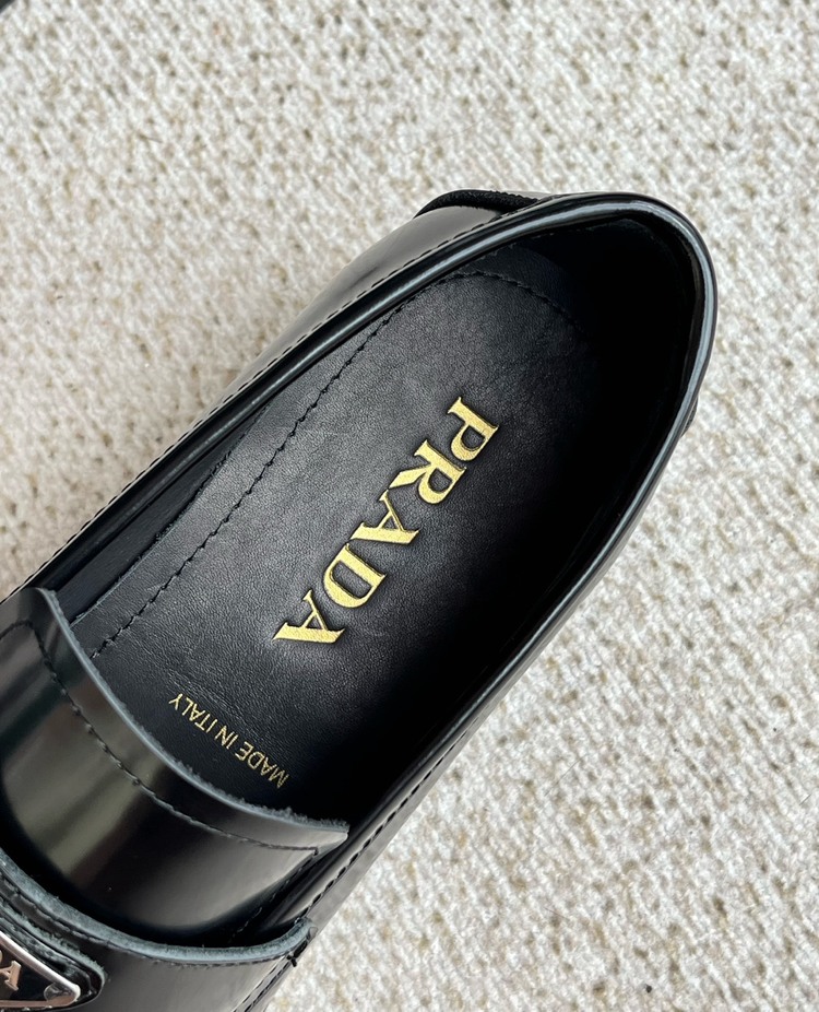 Prada 39/45