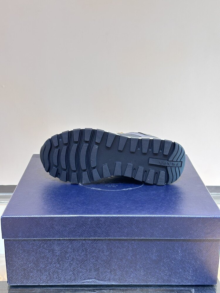 Prada 39-44