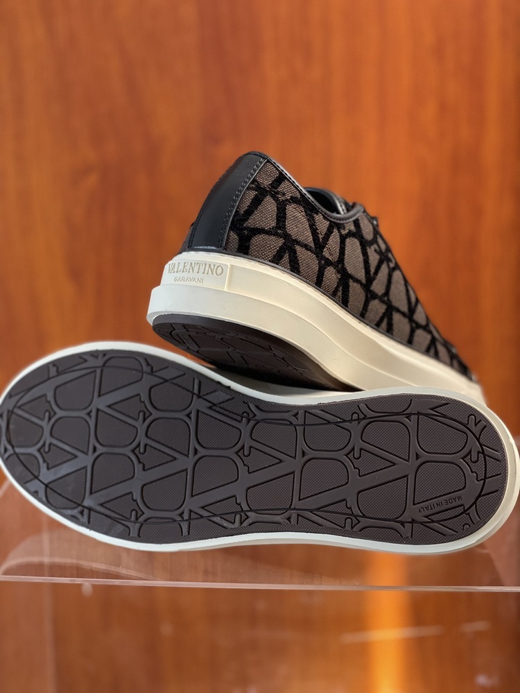 Valentino 35/45