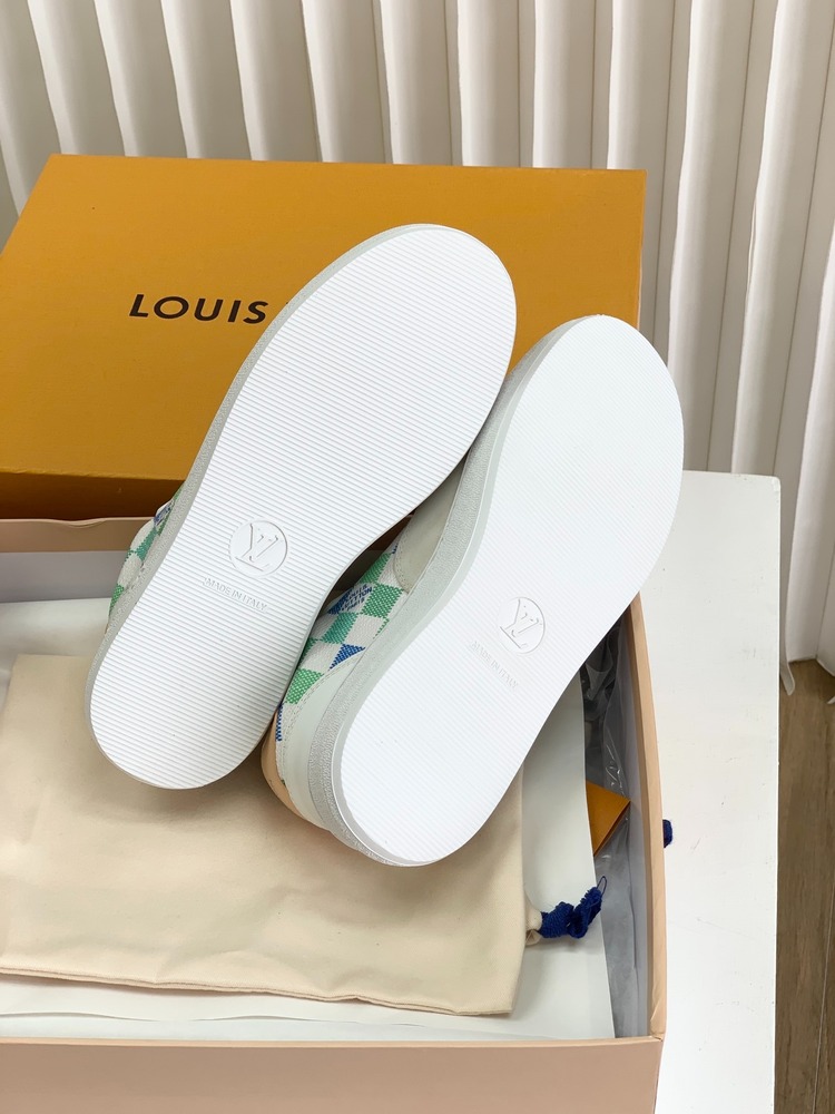 Louis Vuitton 35/44