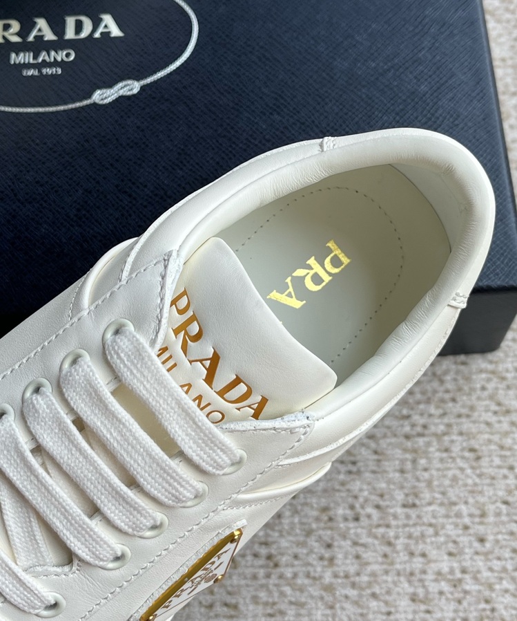 Prada 39/45