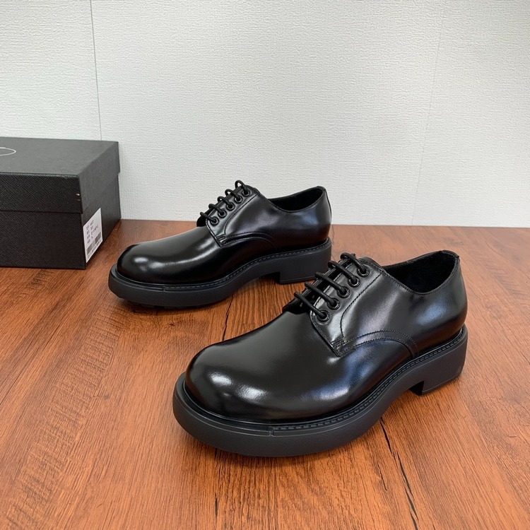 Prada 38/44