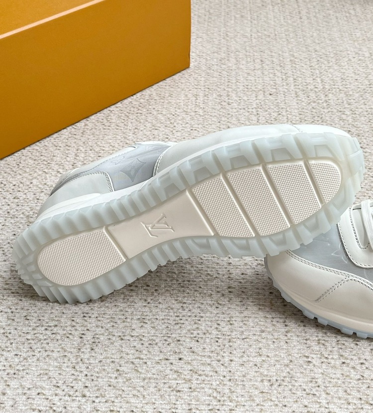 Louis Vuitton 39/44