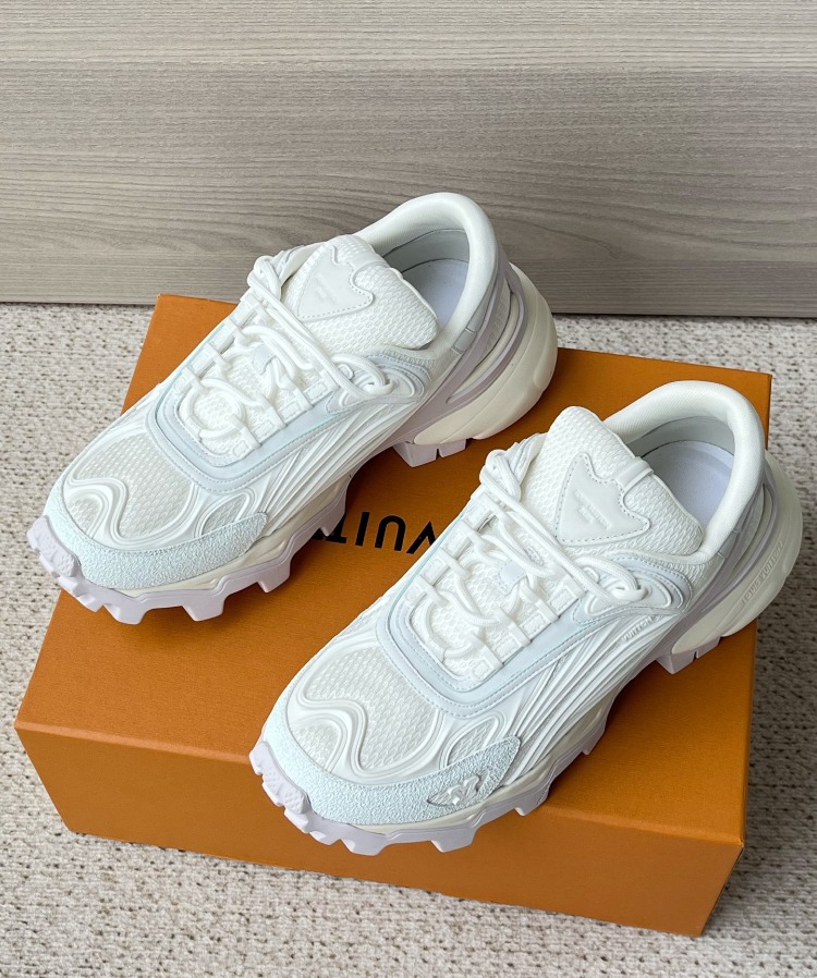 Louis Vuitton Summit Sneaker 38/45