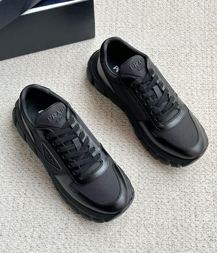 Prada 39/44
