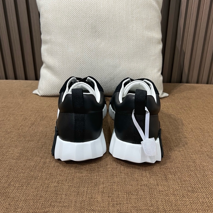 Hermes 39-45