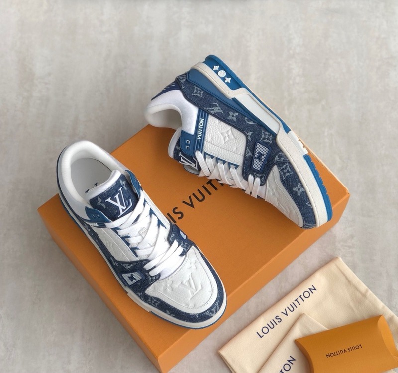 Louis Vuitton 35/44