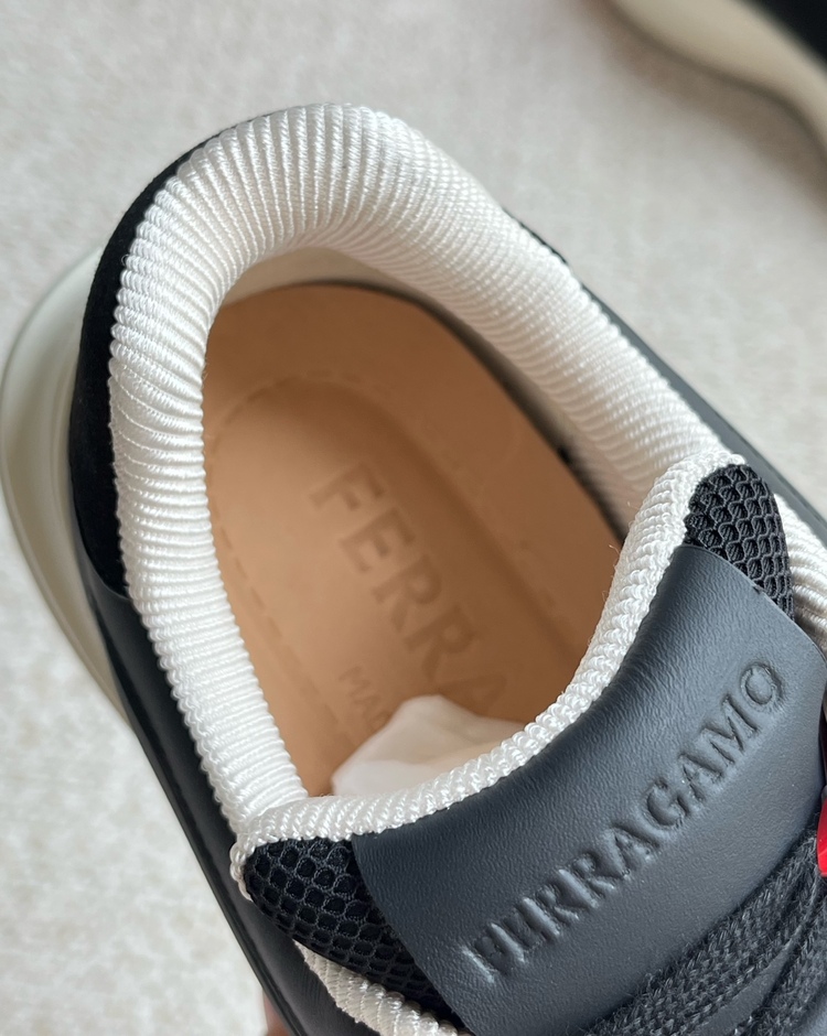 Salvatore Ferragamo 39-45