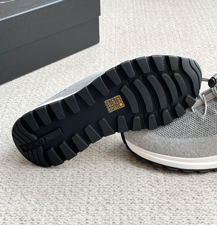 Prada 39/44