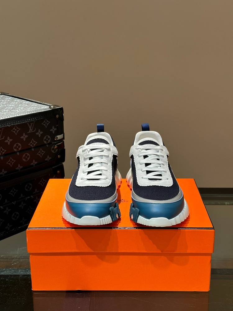 Hermes 38/44