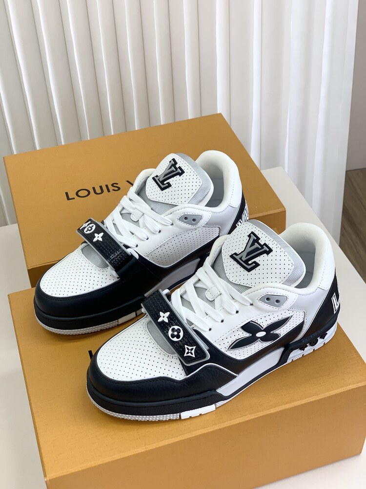 Louis Vuitton 39/45