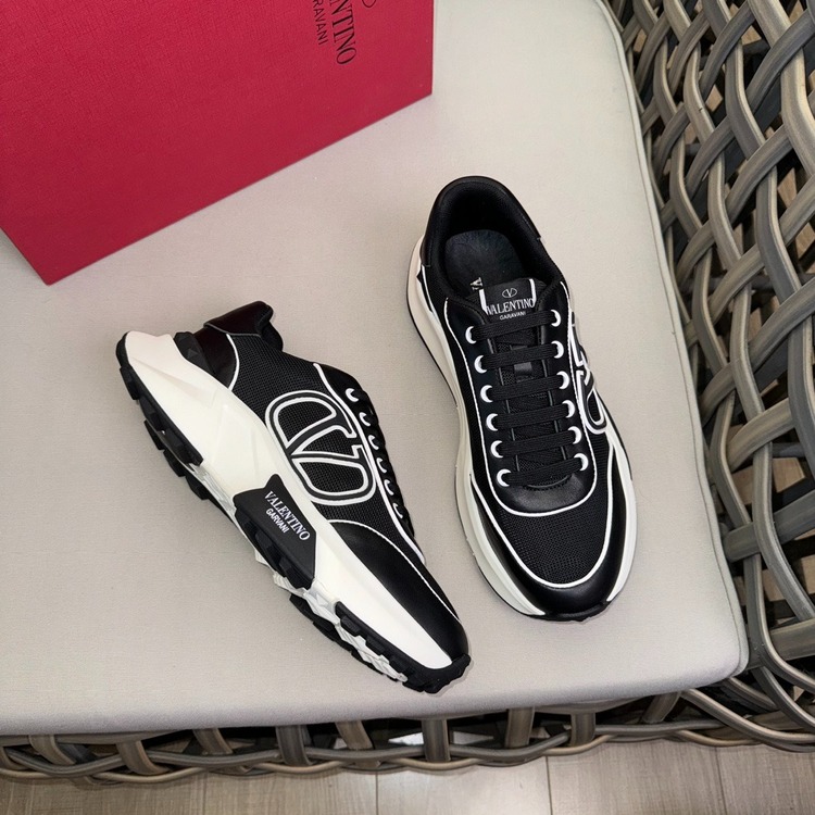 Valentino 39-45