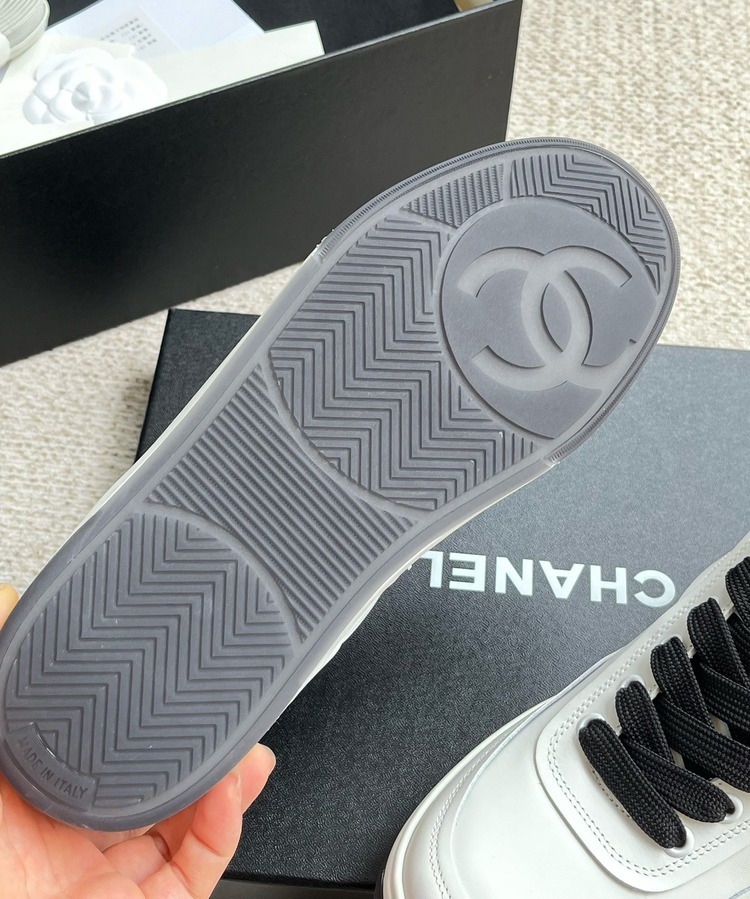 Chanel 39/44