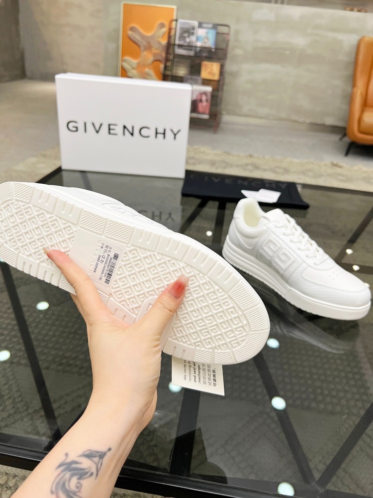 Givenchy 38/45