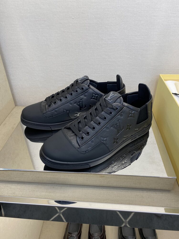 Louis Vuitton 39/45