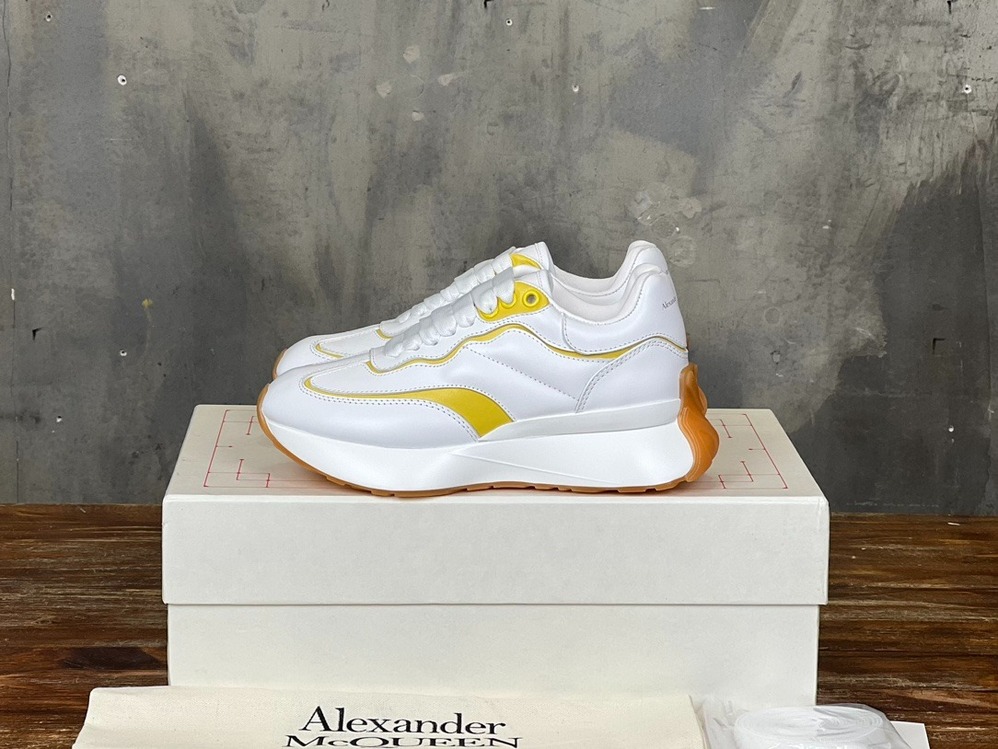 Alexander McQueen 35/45