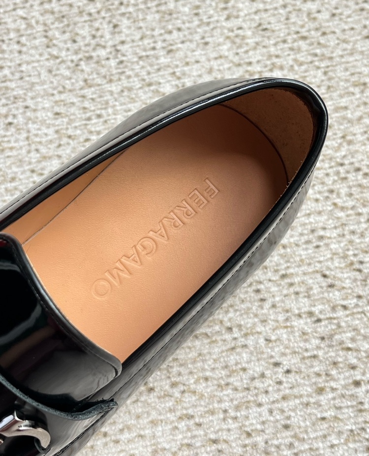Salvatore Ferragamo 39-45