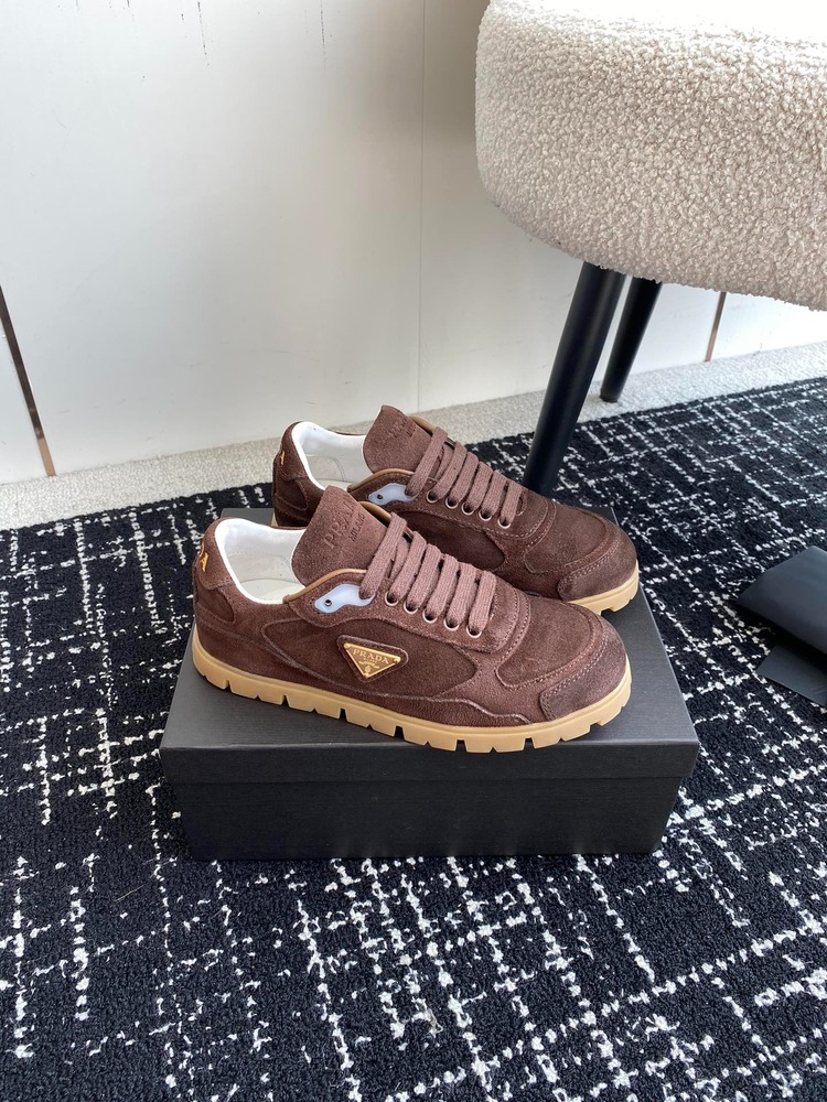 Prada 35/44
