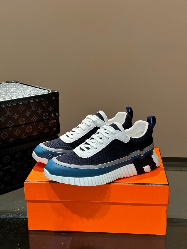 Hermes 38/44