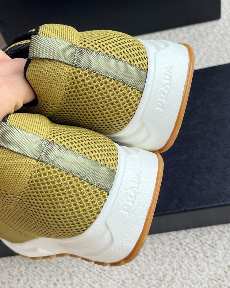 Prada 39/45