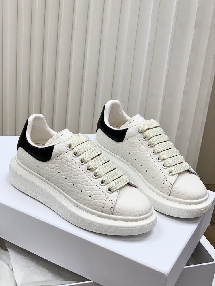 Alexander McQueen 35/45