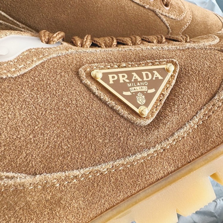 Prada 38/45