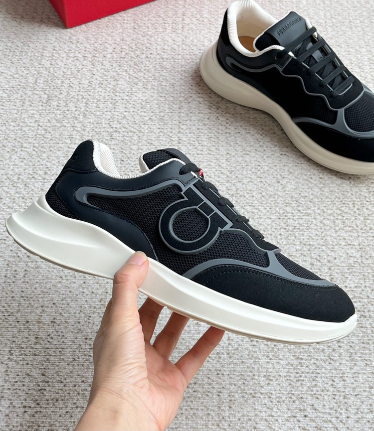 Salvatore Ferragamo 39-45