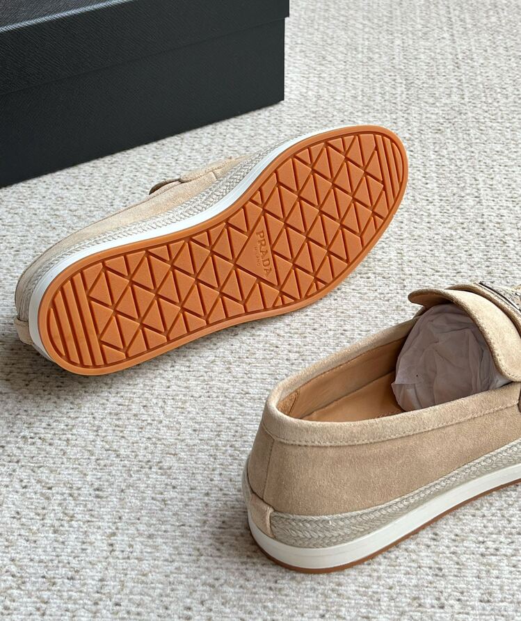 Prada 39/45