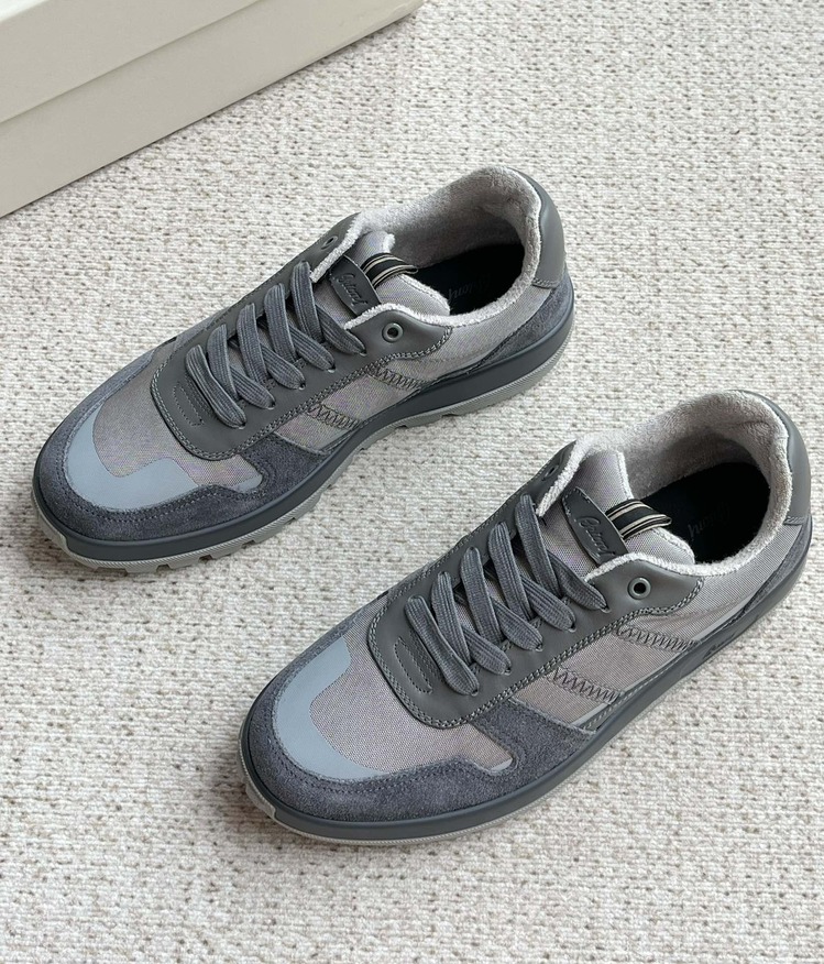 Brioni 39-44